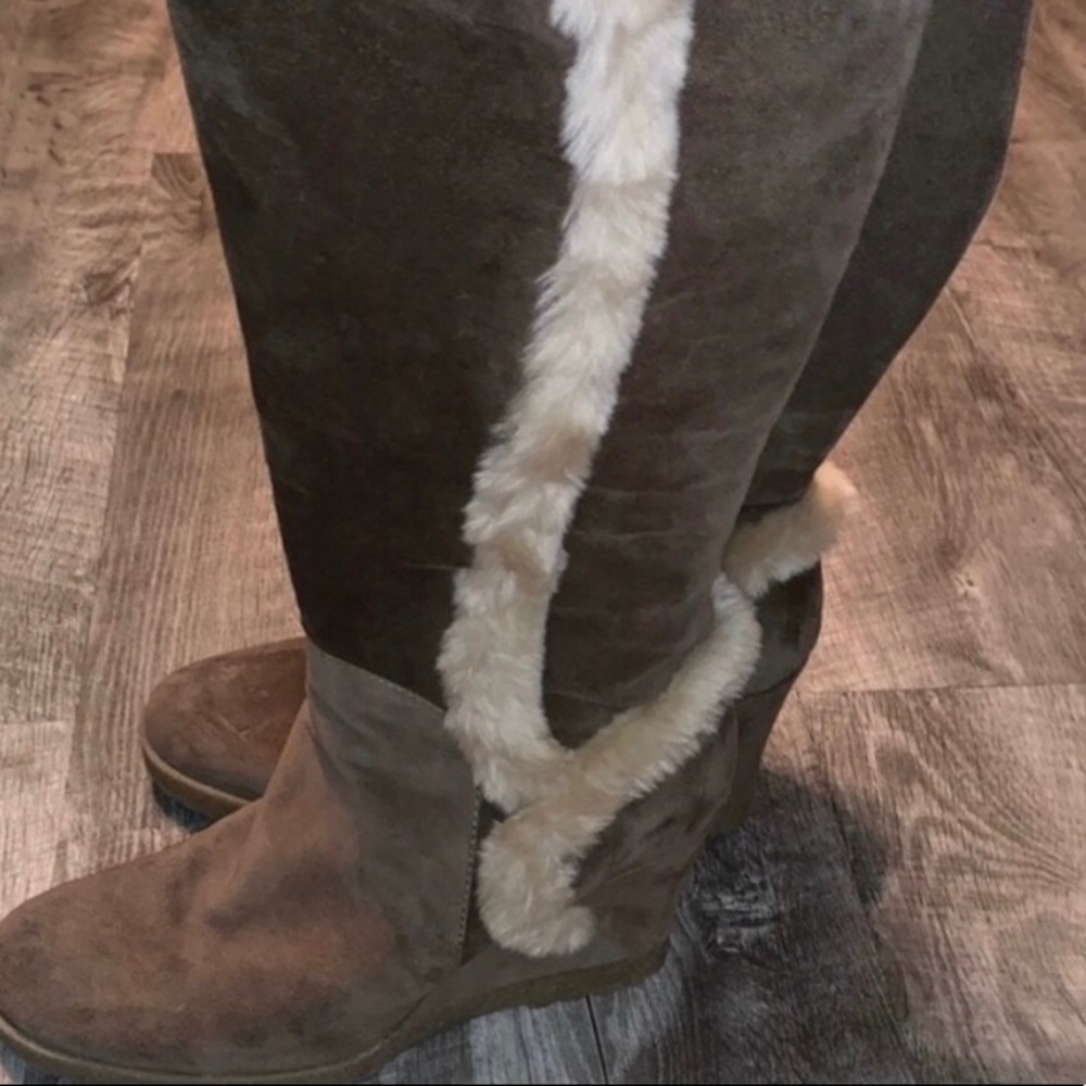 Aquatalia Tan Boots with Faux Fur